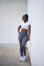 Load image into Gallery viewer, Brittany High-Waist Dri-fit Leggings
